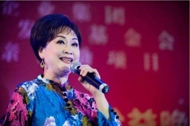 李谷一终于不再沉默,说出朱之文的歌唱水平,评价太真实了