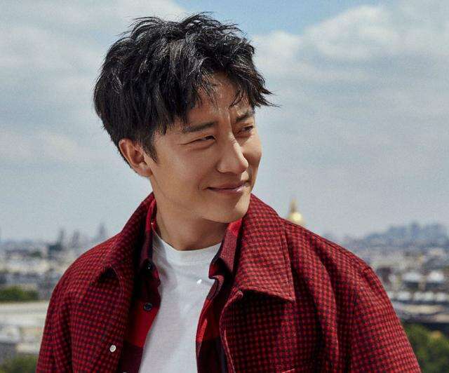 罗志祥事件扯出黄轩!看了黄轩的感情史,原来也不是省油的灯