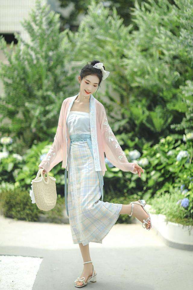 宋制汉服:最符合现代人审美的形制,让它告诉你古人究竟有多时尚