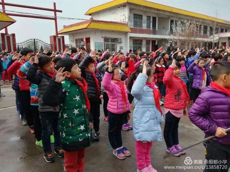 安阳殷都小学加盟华视搜星《星梦工厂》影视艺术人才孵化基地