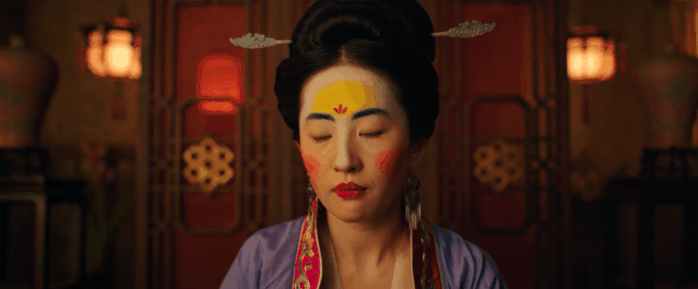 迪士尼电影《花木兰》口碑扑街,网友想向张艺谋和赵薇道歉