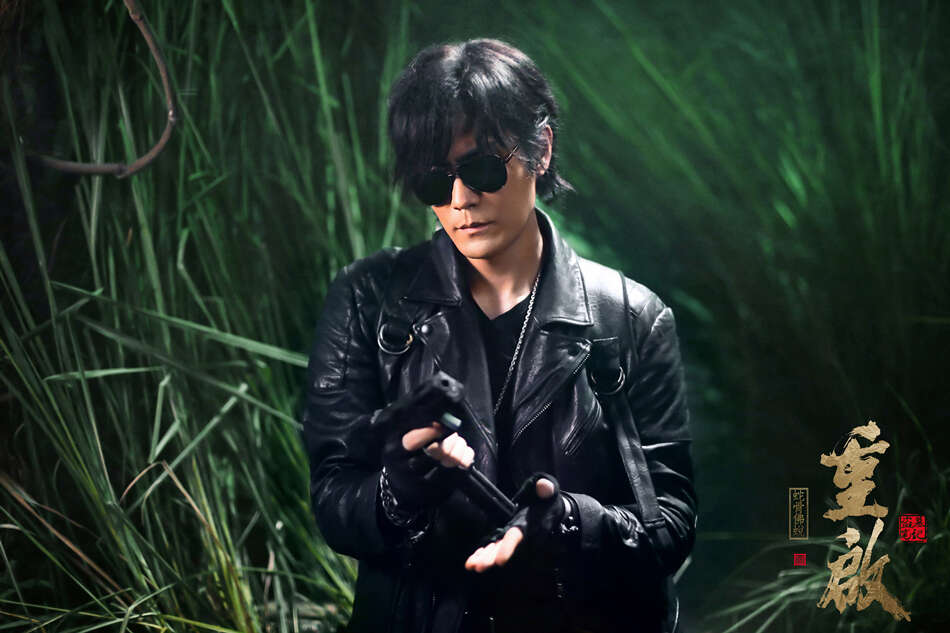 《重启之蛇骨佛蜕》上映 季晨化身打工人黑眼镜再战九头蛇柏