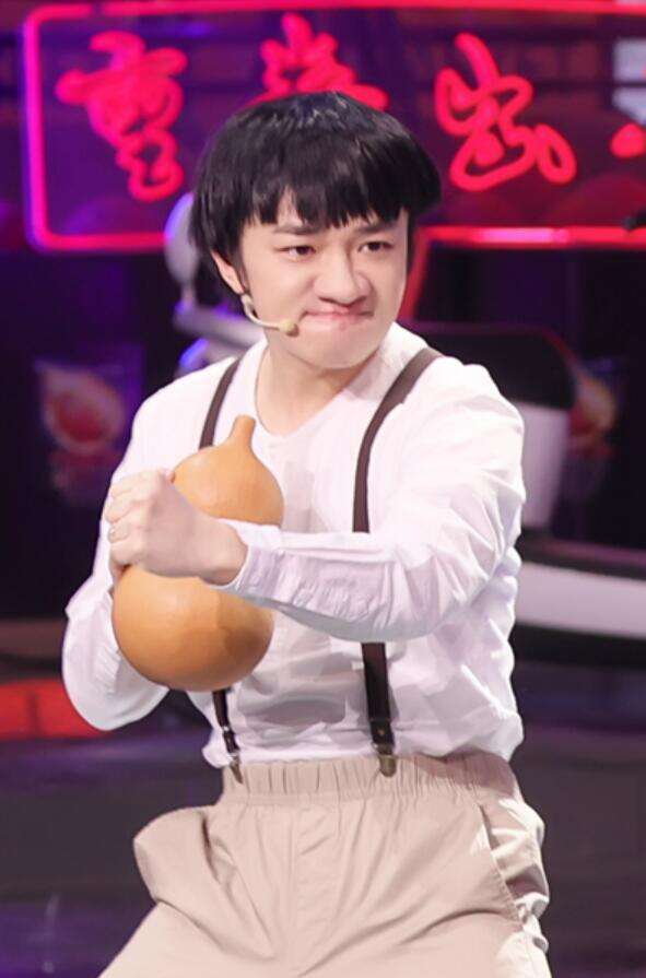 《接招吧前辈》王祖蓝获称浓缩型艺人分享模仿秘籍