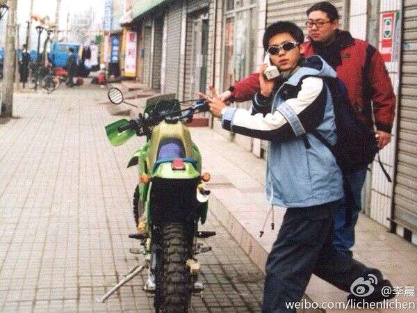 李晨