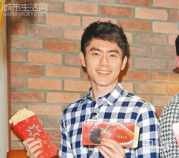李程彬
