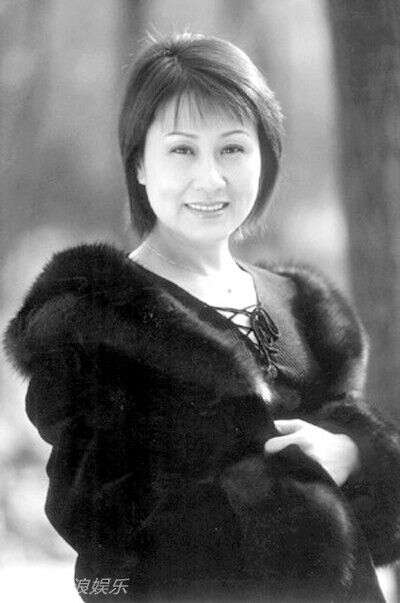 张凯丽