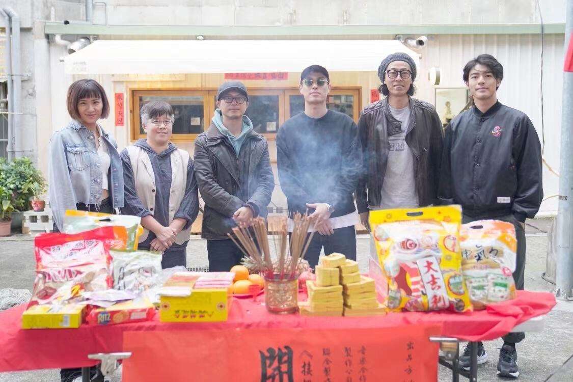 杨祐宁监制主演《接招吧!制作人》揭秘唱片行业的黄金时代