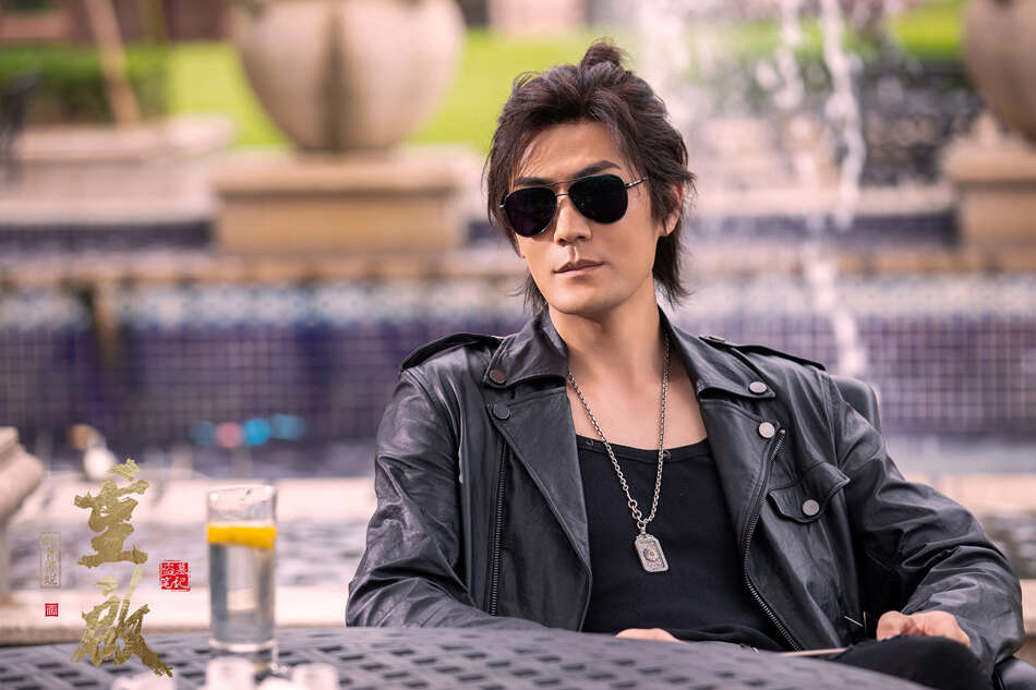 《重启之蛇骨佛蜕》上映 季晨化身打工人黑眼镜再战九头蛇柏