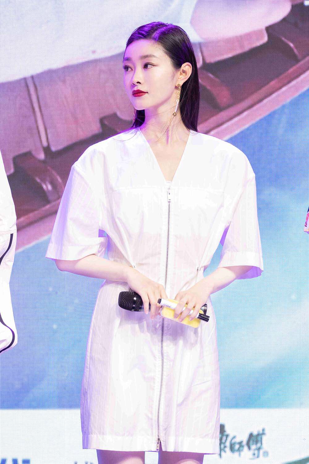 《追星星的人》见面会直播 宋轶表示结婚现在排第二