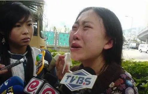 杨丽娟:追星13年逼父跳海,醒悟得太晚,毁了自己一辈子