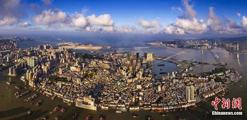 爱国爱澳,让市民有受益感——专访澳门特别行政区行政长官贺一诚