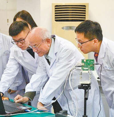 哈尔滨工业大学教授、中国科学院院士、中国工程院院士刘永坦—— “我这一辈子,就做一件事”