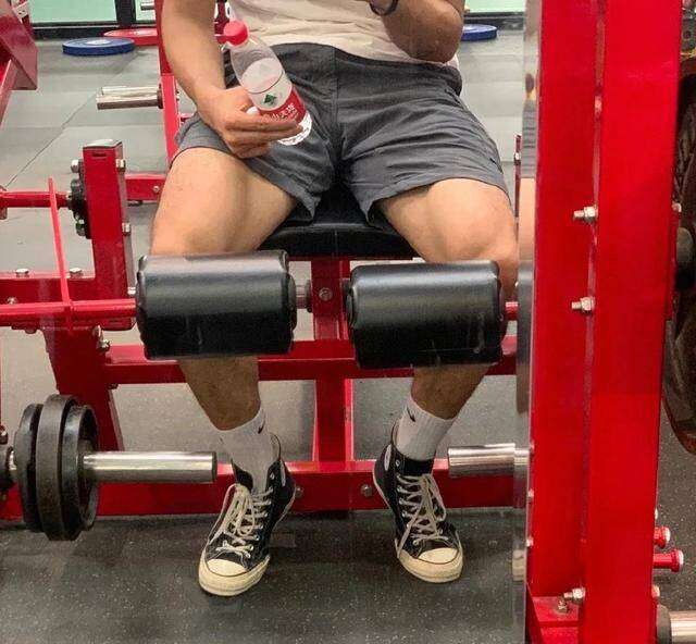 中国消防员小哥哥,这劲爆肌肉身材,也太馋人了!