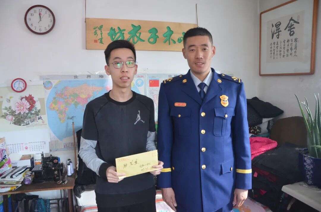 刘本成:用雷锋精神擦亮橙色之光