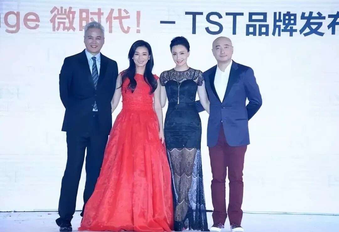 导演王一淳实名举报欢喜传媒,网友关注点却全在徐峥:早该查查了