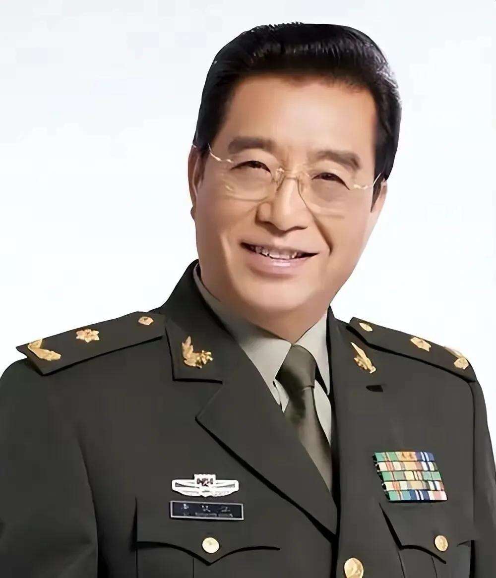 李双江大儿子李贺:从没享受过父爱,却要承担父亲和继母晚年生活