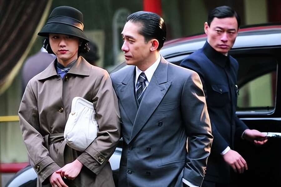 “文艺女神”汤唯:与梁朝伟合作遭抛弃,如今丈夫花13.5亿讨欢心