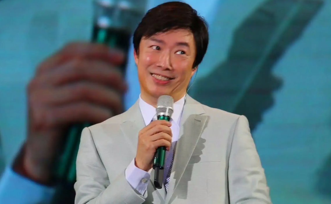 年过60“无儿无女”的7位明星,独居遗憾,亿万身家没子女继承
