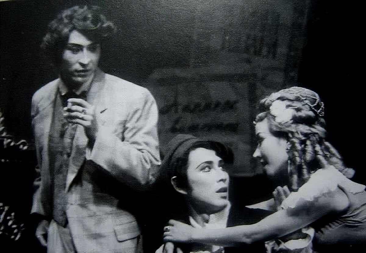 陈道明:娶央视主持人恩爱40年,和妻子互相成就,女儿是他的骄傲