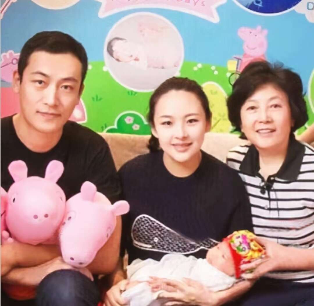 陈道明:娶央视主持人恩爱40年,和妻子互相成就,女儿是他的骄傲