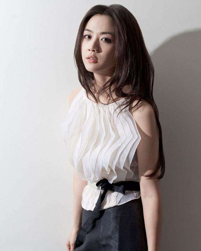 “文艺女神”汤唯:与梁朝伟合作遭抛弃,如今丈夫花13.5亿讨欢心