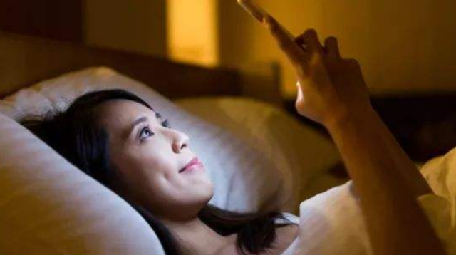 早上起床眼睛为什么浮肿?盘点眼睛浮肿的原因