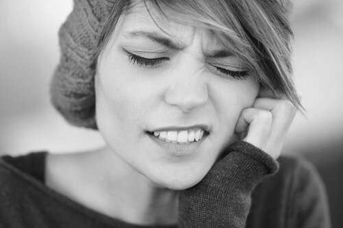 女人35岁以后怎么保养?面对肤色暗沉松弛敏感,看看她的护肤经历
