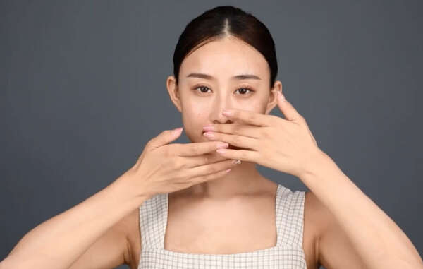 奢脉舒缓修护面部精华油使用方法
