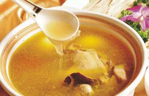 如何甩掉眼部小细纹?哪些食物抗眼部细纹