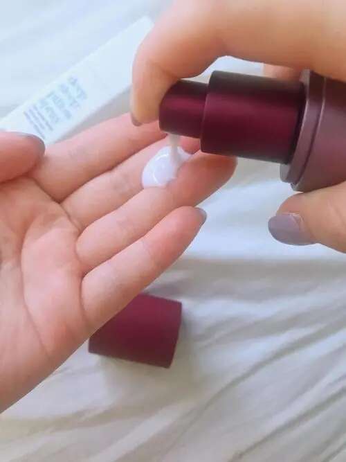 柠檬片泡水能祛斑吗?护肤误区揭秘,柠檬汁真的能祛斑吗