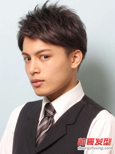 八款上班族男士职场西装头发型 正装男士发型设计