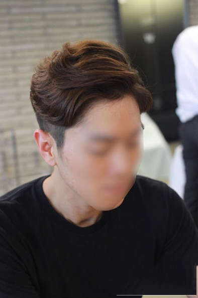时尚的男生短发发型 好看的男生短头发
