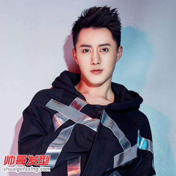 长脸男生发型设计 好看的长脸男生发型图片
