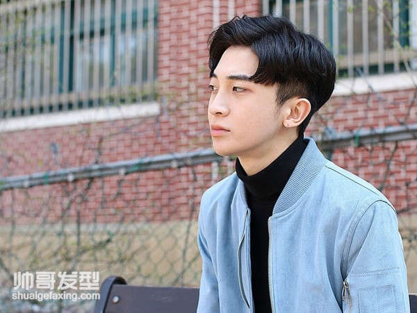 男生双逗号刘海发型 侧分逗号刘海发型图片