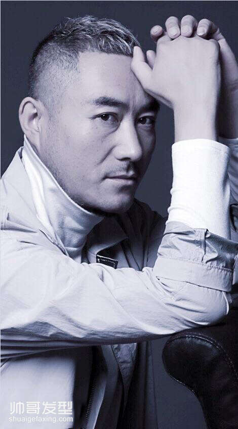 大叔也减龄 成熟男士时髦发型