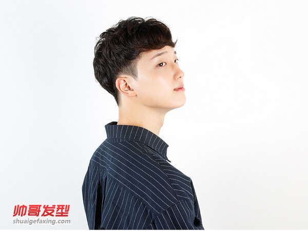 两款韩式卷刘海发型 男生最新潮发型图片