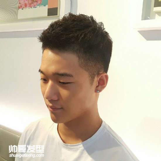 长脸男生适合韩式发型吗 长脸男生韩版发型图片