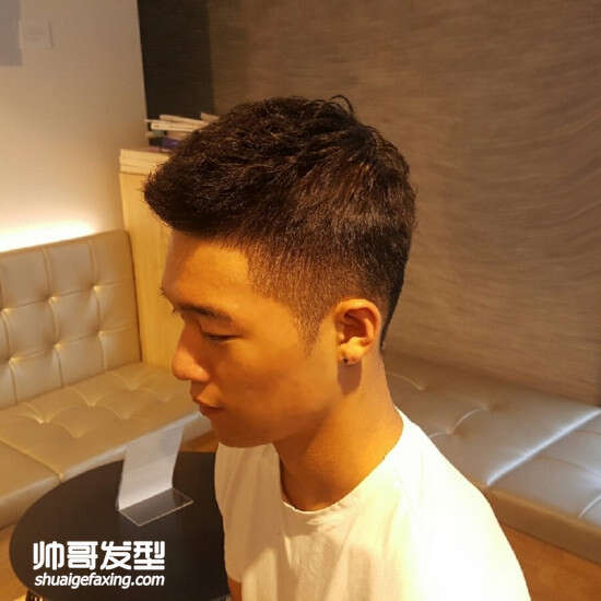 长脸男生适合韩式发型吗 长脸男生韩版发型图片