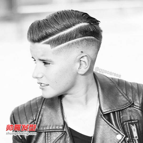 欧美潮男背头发型图片 undercut+头发后梳发型