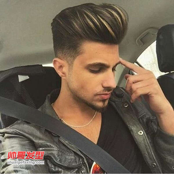 欧美潮男背头发型图片 undercut+头发后梳发型