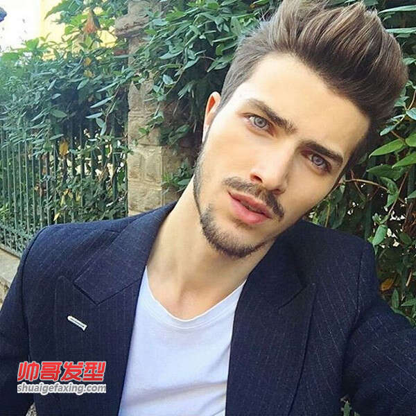 欧美潮男背头发型图片 undercut+头发后梳发型