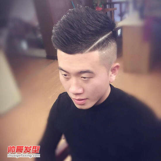 时尚男人发型 切线设计侧背头发型图片