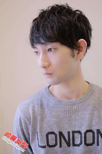 乖乖仔男生剪什么发型 适合暖男大学生的发型