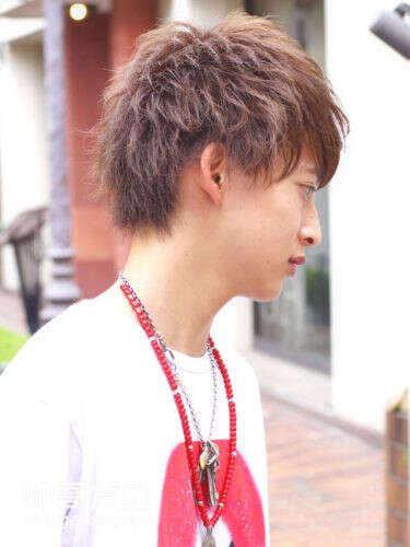 二十岁男生剪什么发型好看 小清新男生发型图片