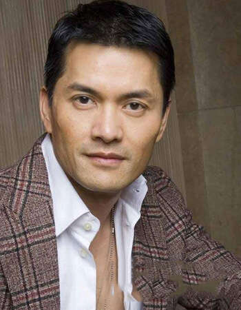 脸宽的男生适合什么发型 宽脸男发型设计