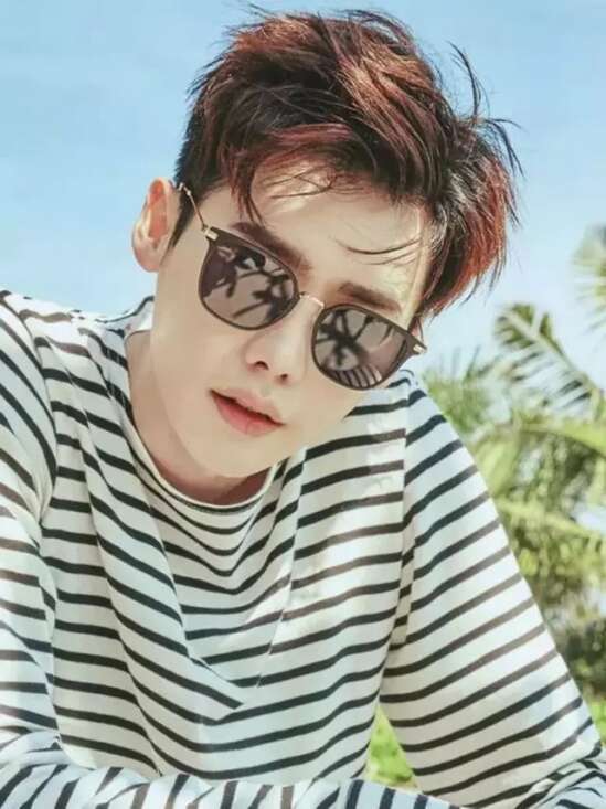 2018最新男士流行发型 潮男时尚发型图片