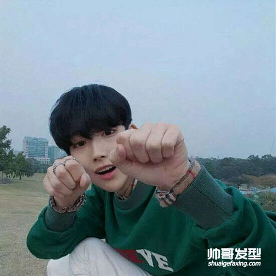 四款最适合小鲜肉的发型 高颜值90后男生流行发型