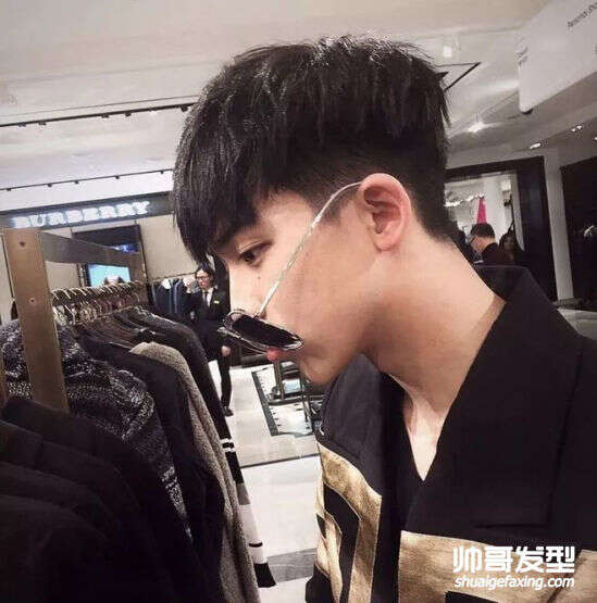 四款最适合小鲜肉的发型 高颜值90后男生流行发型