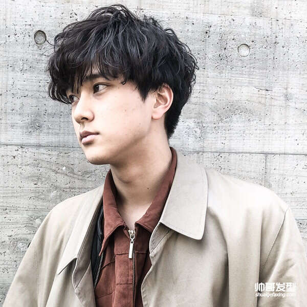 好看的男生短发 黑色短发男生最帅