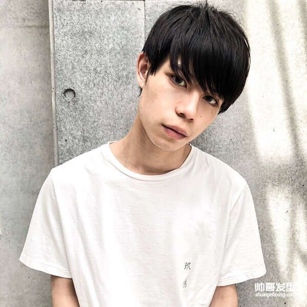 好看的男生短发 黑色短发男生最帅